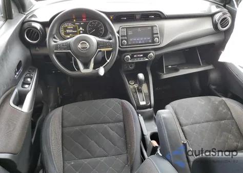 2018 Nissan Kicks S из США, поврежденный, VIN 3N1CP5CU1JL538718